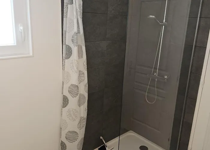 Chez Elise Et Margot Hébergement de vacances